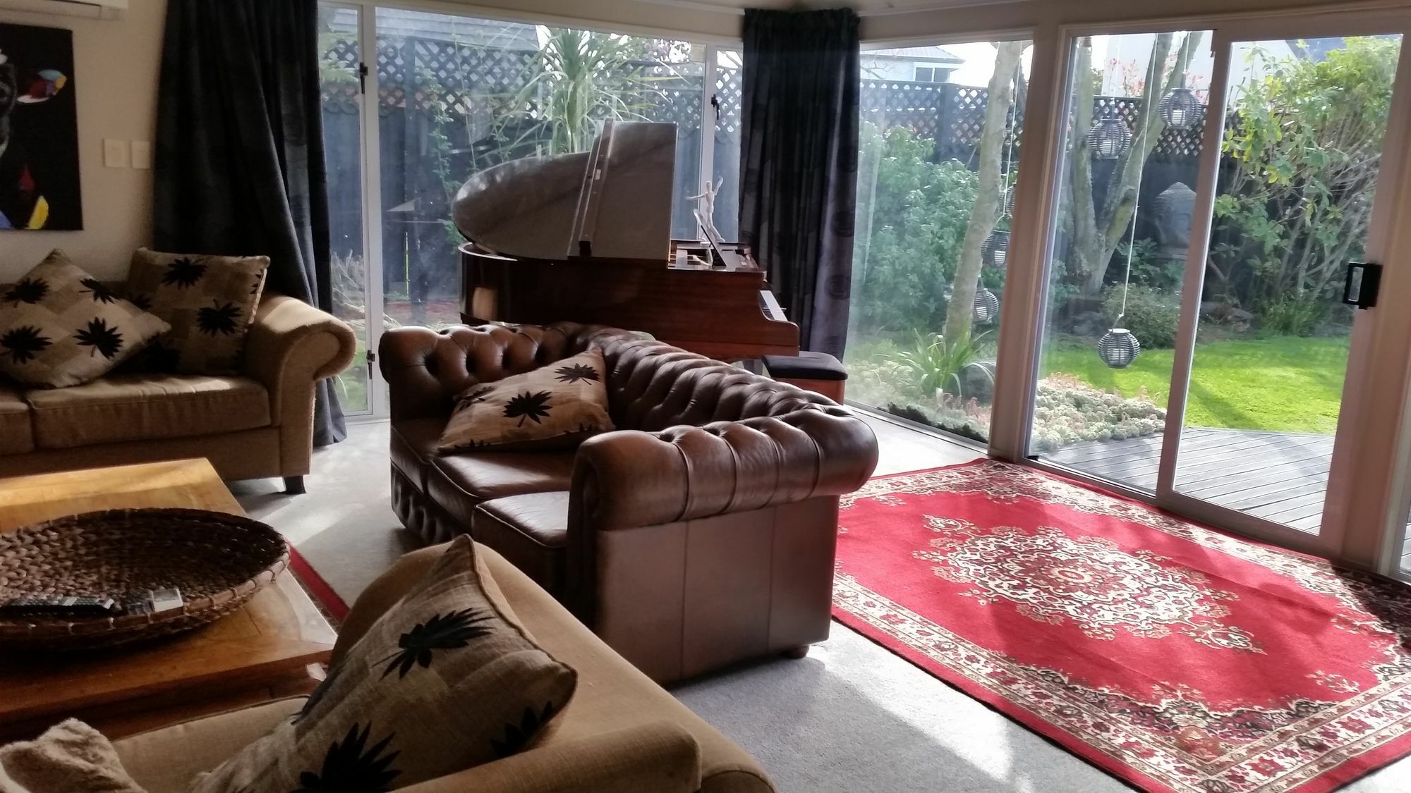 Berni'S Boutique Bnb Christchurch Luaran gambar